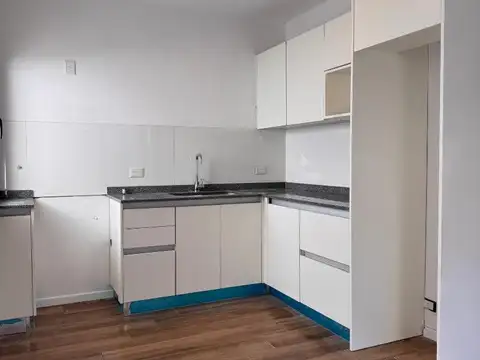 Depto Tipo Casa en Venta en Mundialista, USD 75.000