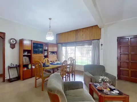 Casa 4 ambientes con 1 baño