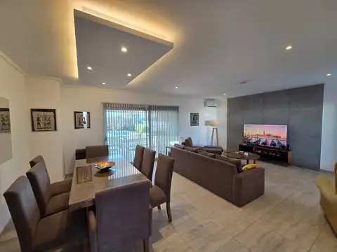 Casa en Venta en Maipu, USD 240.000