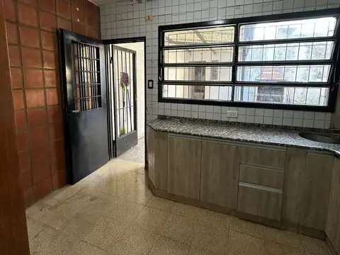 VENTA CASA SAN ANDRES CON PATIO
