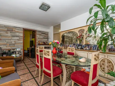 Depto Tipo Casa en Venta en Monte Castro, USD 160.000