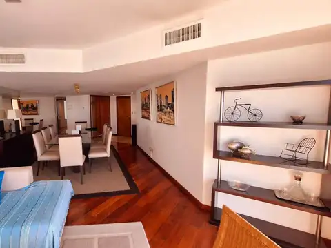 Departamento en Venta de 4 dormitorios