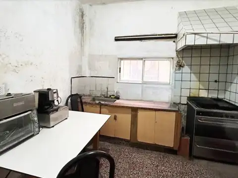 Depto Tipo Casa 6 ambientes con 2 baños