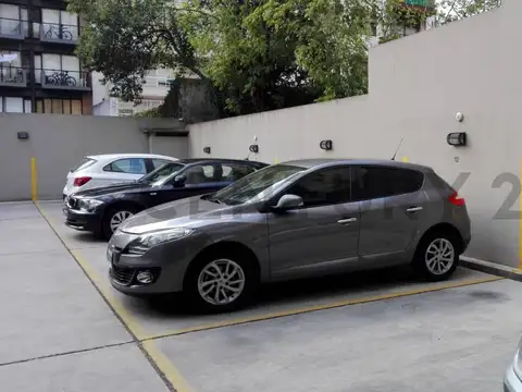 Cochera descubierta en venta en Villa Urquiza – Excelente ubicación