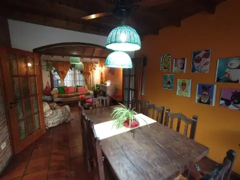 Casa 4 ambientes con 3 baños