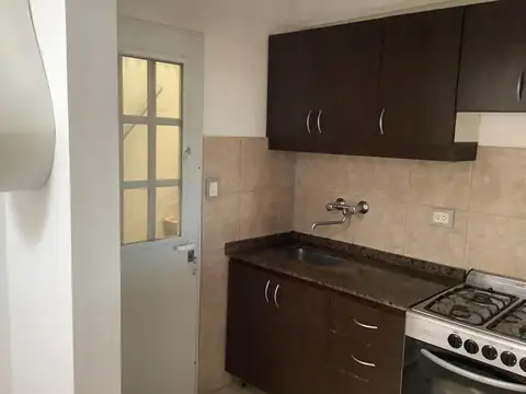 Depto Tipo Casa en Venta 50 años