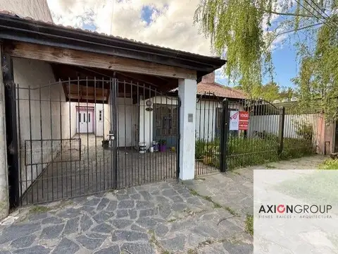 Venta de Casa de 3 Dormitorios + Cochera y Jardín ( Escucha Oferta)