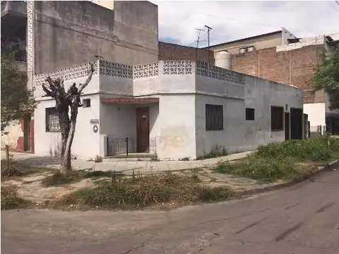 Manuela Pedraza 3000