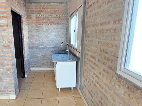 Local en Alquiler en Centenario, $ 1.000.000
