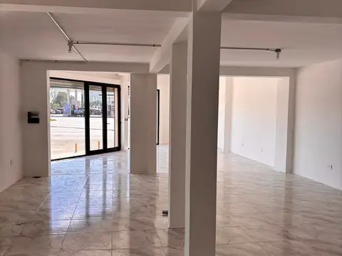 Local en Alquiler en Pilar, USD 2.500