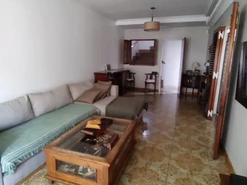 Casa en Venta en Villa Luzuriaga, USD 270.000