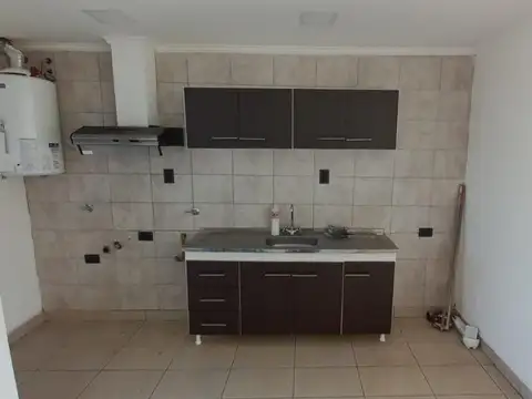 Depto Tipo Casa 3 ambientes con 1 baño