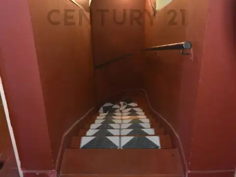 33 E/ 168 Y 169 400, Piso 0