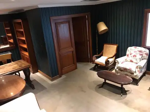 Oficina en Venta 60 años