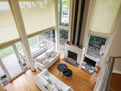 CASA PURA LUZ CLUB NAUTICO ESCOBAR