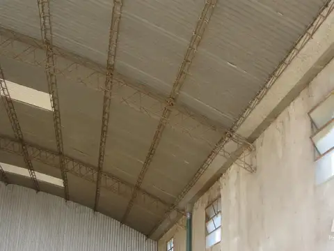 Galpón sobre Av. Mitre, excelente ubicacion. SAN JOSE. ENTRE RIOS.