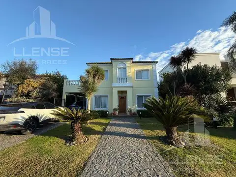 Casa 5 ambientes con pileta en venta - Altos de Hudson 1