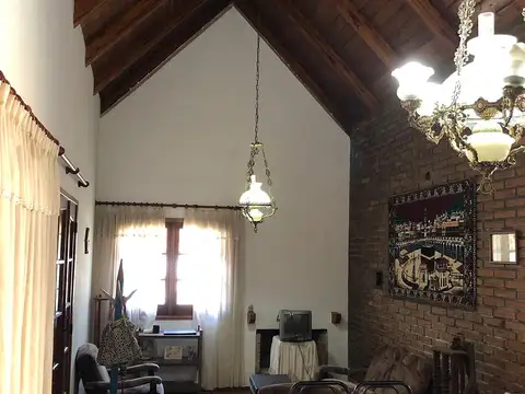 Casa en Venta con 1 cochera