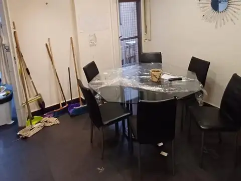 Departamento 6 ambientes con 2 baños