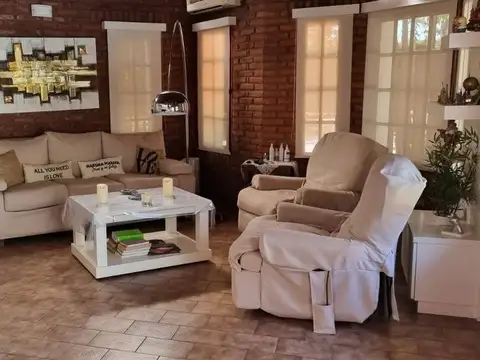 Casa en Venta en Las Lajas Country Club, USD 185.000