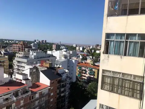 Avda. .Maipu al 2400