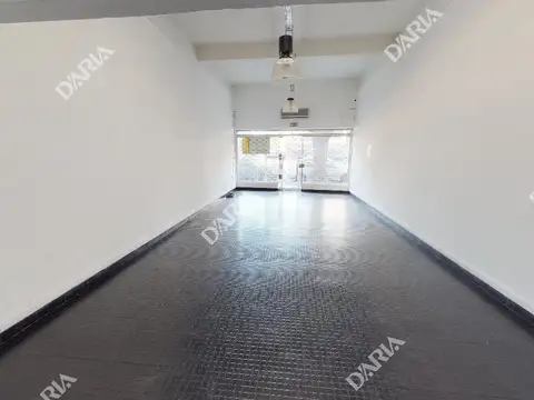 Local en alquiler sobre Avenida Maipu - Olivos