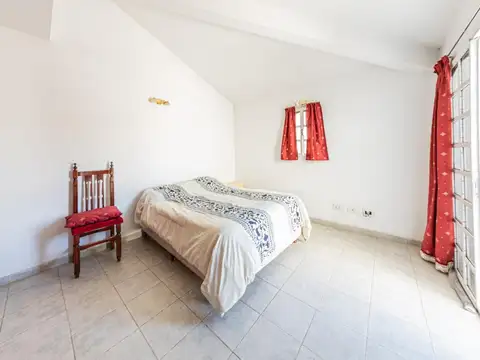 Casa en Venta en Jorge Cura, USD 250.000