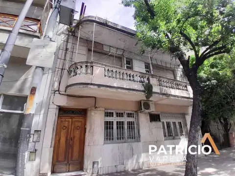 Avenida Juan Bautista Alberdi 2900, Piso 1