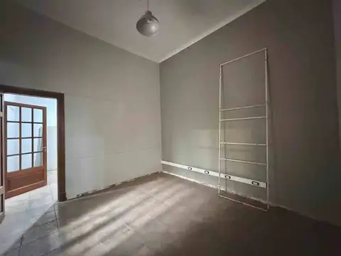 Depto Tipo Casa 4 ambientes con 2 baños