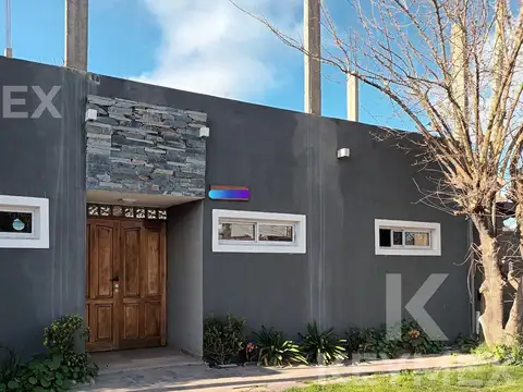 Local en venta 81 bis e/ 137 y 138  La Plata