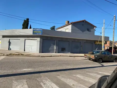 Local en Venta en Paso Del Rey, USD 2.300.000