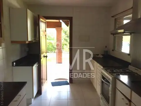 JMR Propiedades | Alquiler Country Club Mapuche | Impecable Casa en Alquiler
