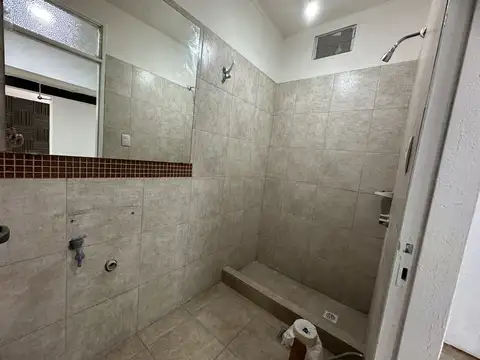 Galpon en Venta 10  mts Frente