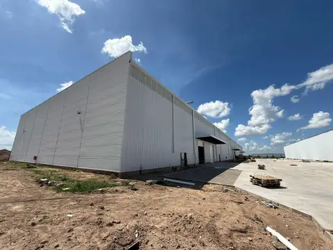 Nave Industrial y logística sobre Ruta 6. De 1000 m2 construídos. Seguridad 24 hs. Los Cardales