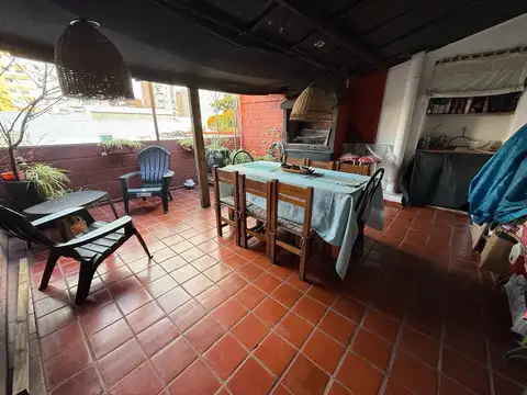 VENTA DEPTO 1 DORMITORIO + COMODÍN CON TERRAZA