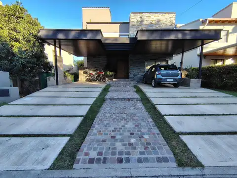 ¡Venta! Casa en La Estanzuela  ¡Con Escritura!