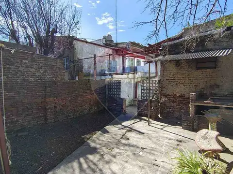 Casa 4 ambientes con 1 baño