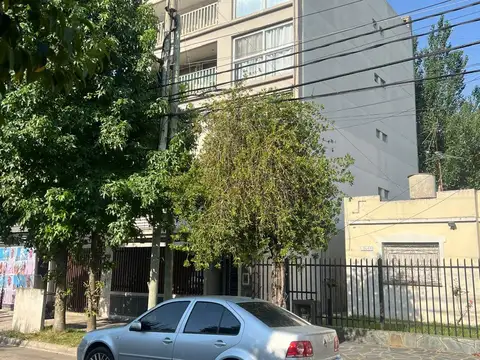 Departamento en Alquiler en Haedo Norte, $ 400.000