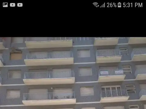 MONOAMBIENTE EN MAR DEL PLATA, AMPLIOS AMBIENTES, LUMINOSO, A METROS DE PLAZA COLÓN Y DEL MAR  