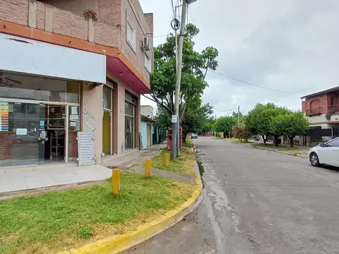 Local en Alquiler en Grand Bourg, $ 900.000