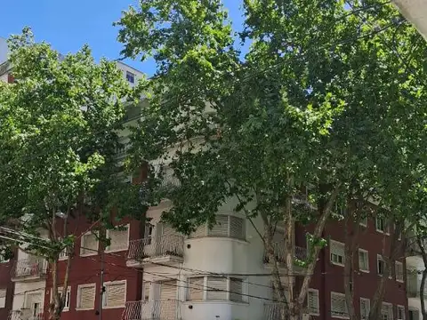 DEPARTAMENTO 4 AMB CON BALCON A LACALLE, ZONA AUTOMOVIL CLUB