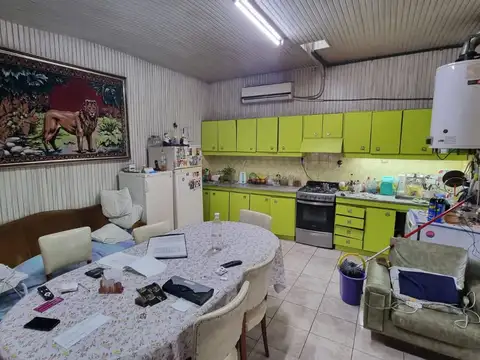 Avenida Eva Perón 6200