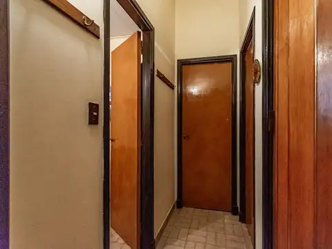 VENTA CASA 6 AMB. CON JARDÍN/COCH.SAN ANDRES