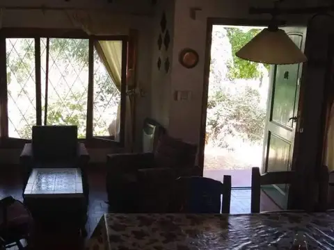 Casa muy comoda en Valeria del Mar a 3 cuadras del mar.