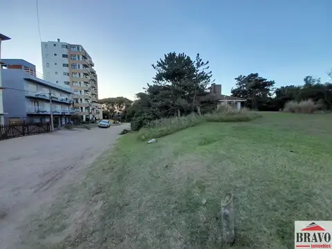 Venta Chalet / Casa 3 dormitorios sobre importante Lote de 1250m2 en Zona Norte