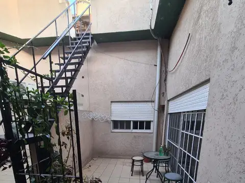 Depto Tipo Casa en Venta en Ramos Mejia Sur, USD 59.000