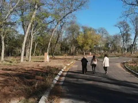 Vis. Espectacular Lote Interno En Venta En Village