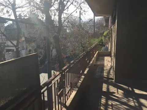 Local en Venta en Parque Chacabuco, USD 199.000