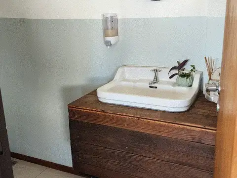 Departamento en Alquiler en Caseros, $ 740.000