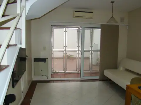 HERMOSO DEPARTAMENTO DE TRES AMBIENTES EN DUPLEX EN VILLA LURO